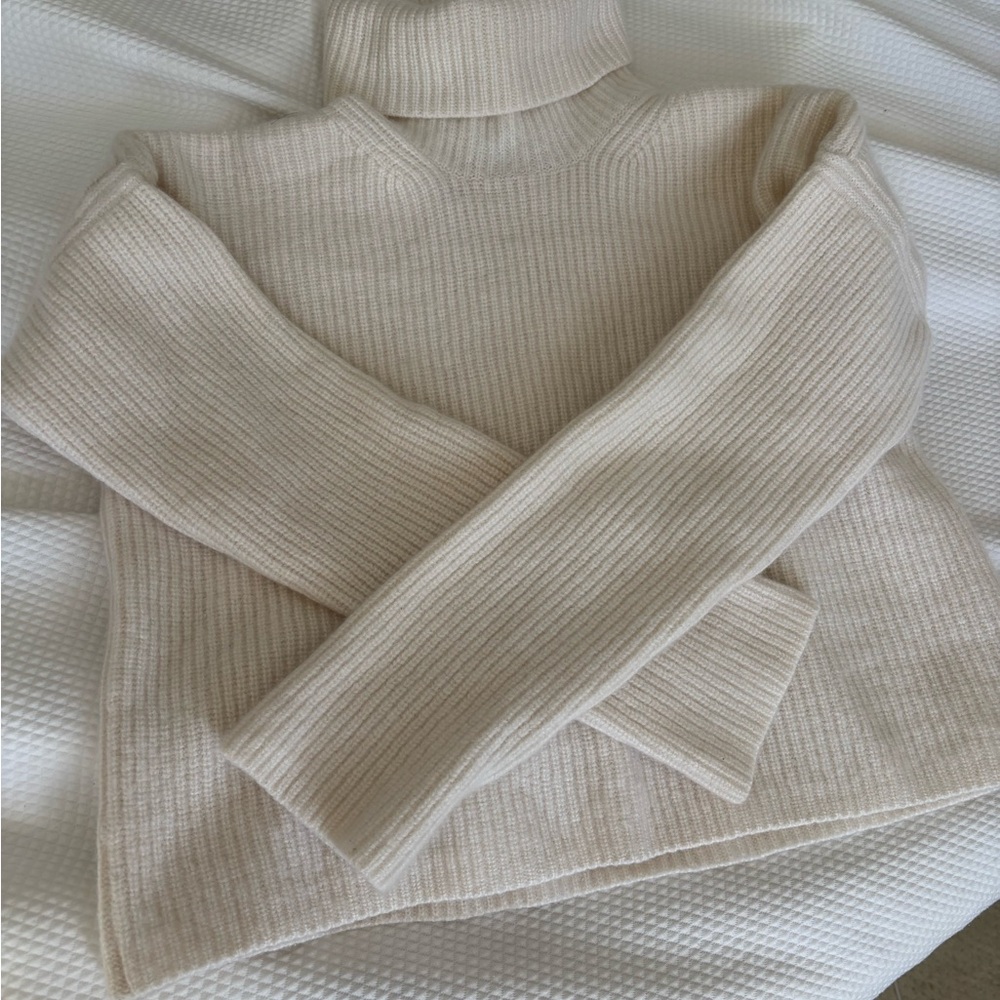 La Ligne Cream Turtleneck S